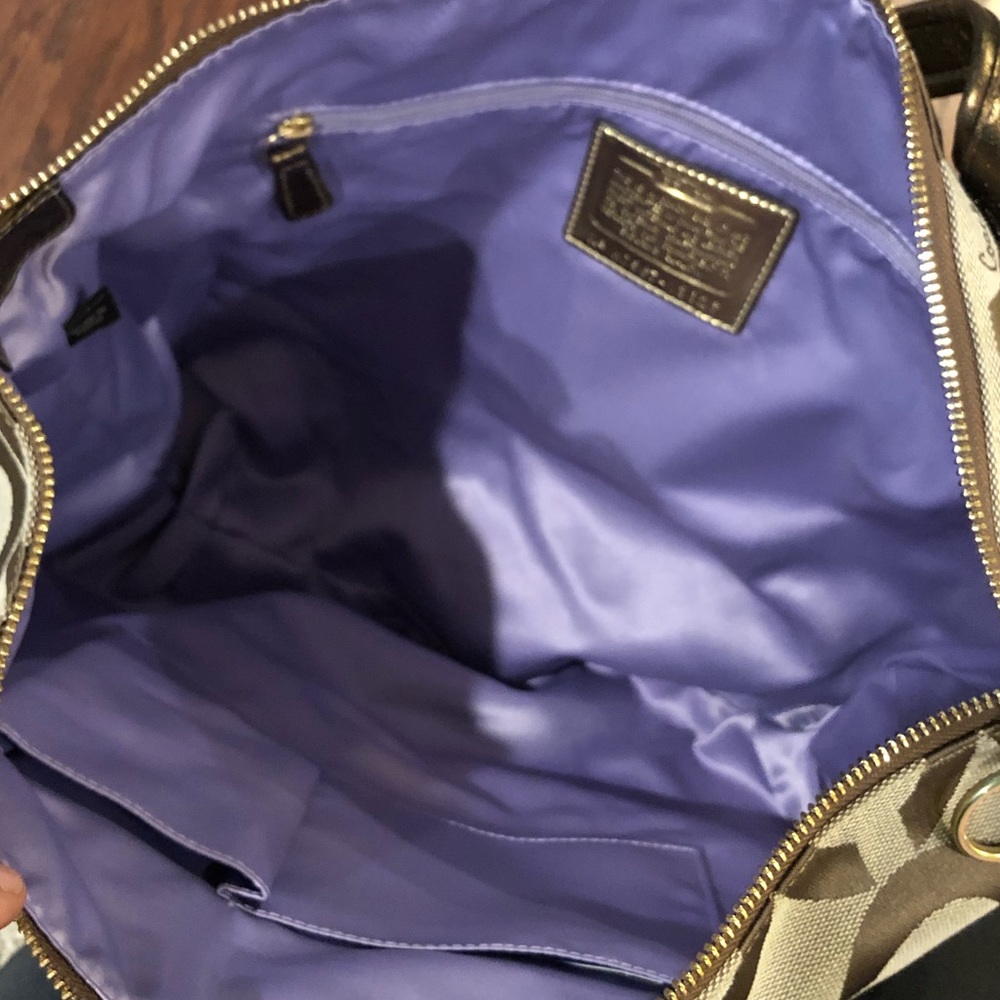 Coach Bag - Picture 6 of 8